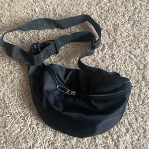 black shein fanny pack